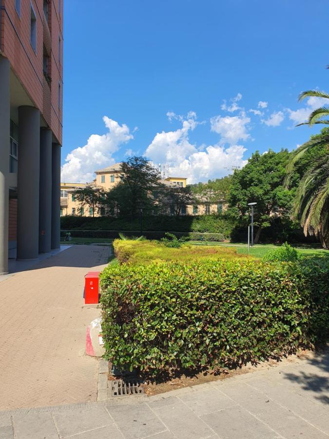 Apartmán Attico Con Vista Su Genova Exteriér fotografie